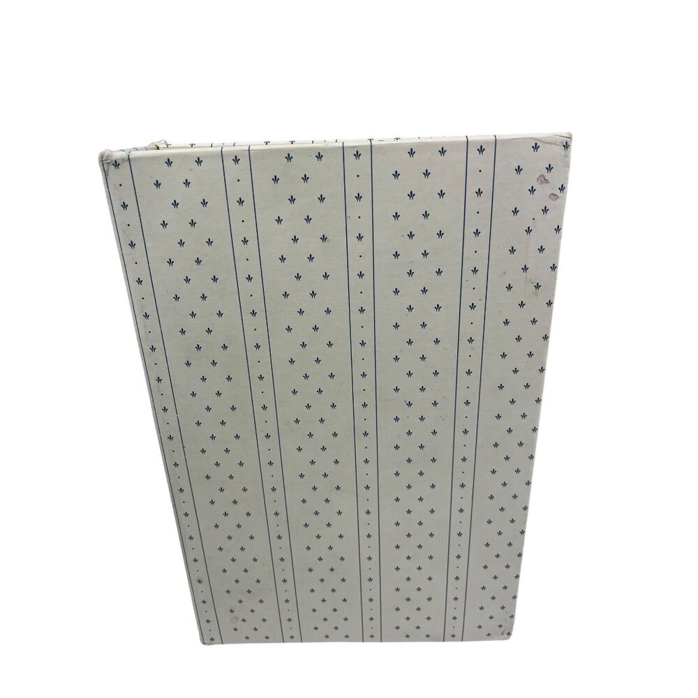 Vintage Holson Three-Ring Photo Album With Decorative Cover & Plastic Sleeves